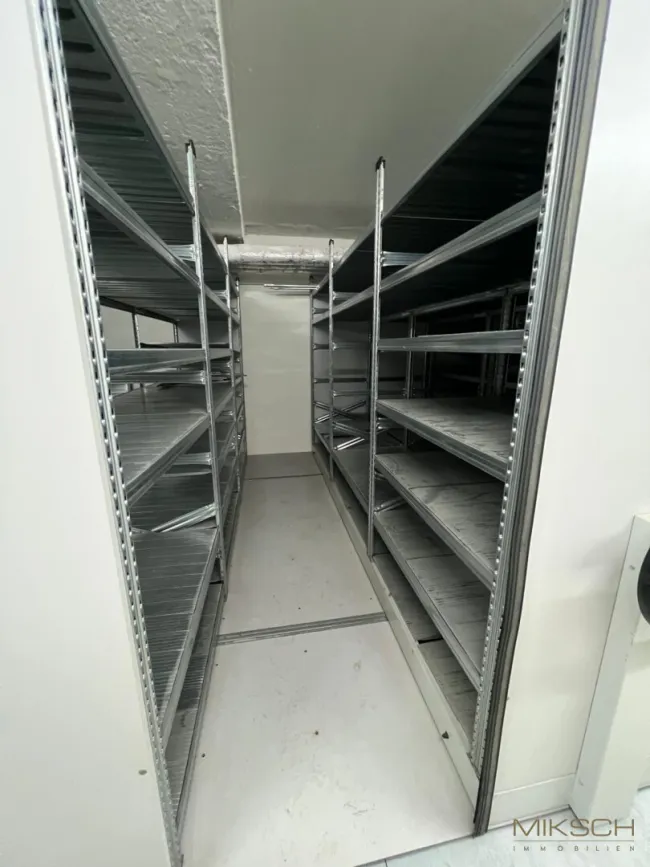 Zentrale Lagerfläche 115 m² in St. Pöltner Innenstadt - mit Lift & guter Zufahrt - Bild