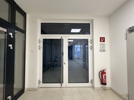 Innenstadt Büro/Geschäft I ca. 324,58 m² I individuell gestaltbar I perfekte Lage inkl. Grünflächen