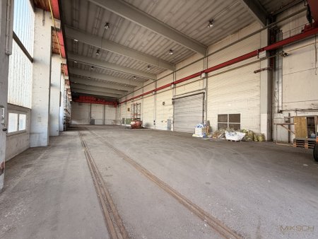 Industriehalle / Lager I 915m² I in St. Pölten I nähe Autobahn und Bahnhof