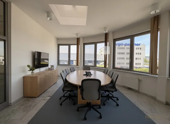 Moderne Bürofläche I ca. 250m² I direkt neben Flughafen Wien I PKW Stellplätze am Grundstück I - Bild
