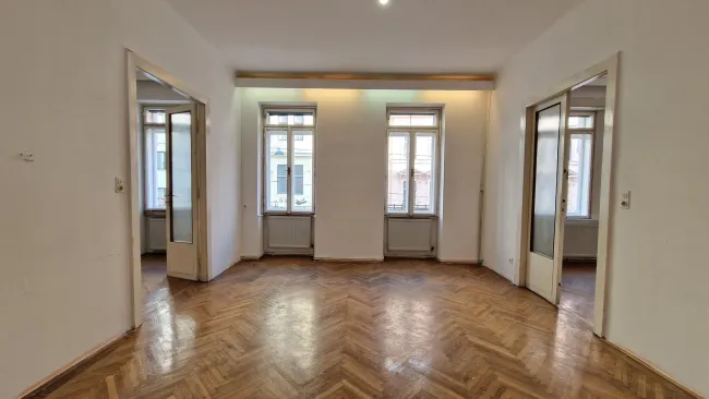Gestaltungsfreiraum pur! Ihr zukünftiger Altbau-Traum in der Josefstadt! - Bild