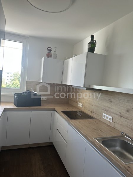 Moderne 3-Zimmer-Wohnung mit Loggia in Wiener Neustadt – 75m², Top Ausstattung und Grünblick