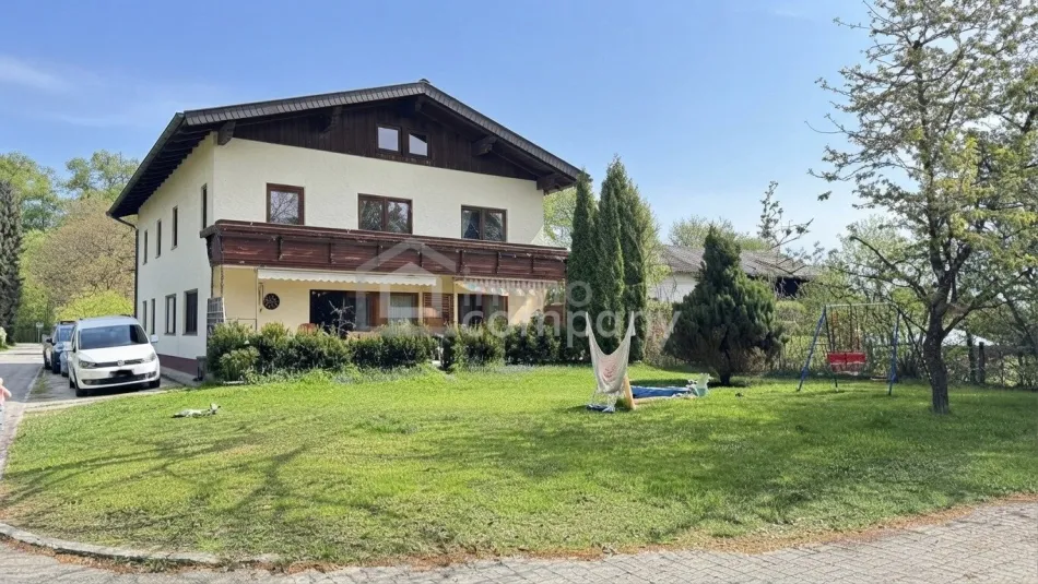 Wohnhaus und Werkstatt (derzeit Tischlerei) viel Grund in Vöcklabruck/Dürnau – ideal für Betriebsnachfolge - Titelbild