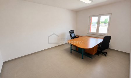 Büro 1
