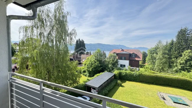 Wohnung 3-Zimmer und wunderschönen Attersee & Gebirgsblick in Seewalchen am Attersee - Titelbild