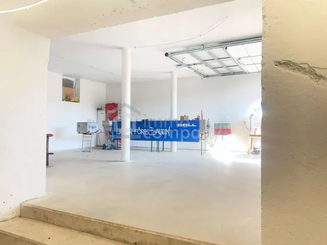 Lager- / Gewerbefläche mit 235 m² in Hallwang zu vermieten – vielseitig nutzbar - Bild