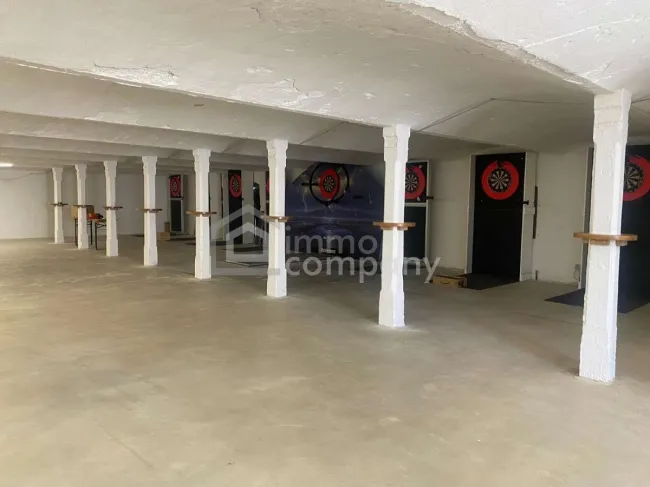 Lager- / Gewerbefläche mit 235 m² in Hallwang zu vermieten – vielseitig nutzbar - Titelbild