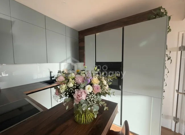 Moderne 3-Zimmer-Wohnung mit Balkon in 1210 Wien - Titelbild
