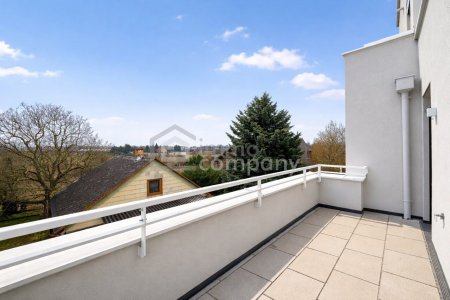 1220 WIEN: TERRASSENWOHNUNG 2 ZIMMER | RUHIG IM GRÜNEN | SCHNELLE U2-ANBINDUNG