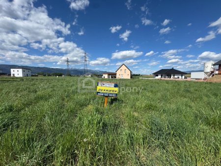 Baugrundstück mit Top-Sonnenlage in Weißkirchen