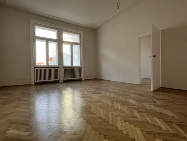 Großzügige Büroflächen insgesamt 828,75 m² in repräsentativem Stilaltbau in Toplage des 1.Bezirks! - Bild