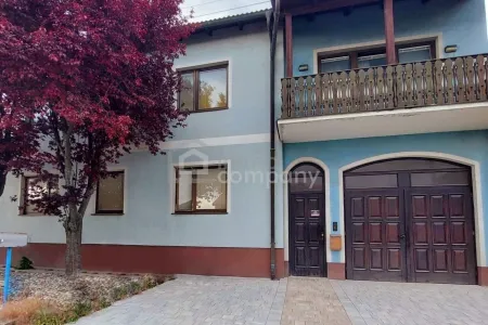 Platz für ALLE- Haus mit 2 Wohneinheiten!