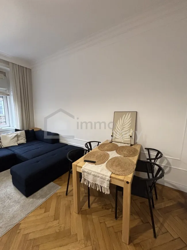 Charmante Wohnung im 1.Liftstock nähe Marie-Ebner-Eschenbach-Park/Aumannplatz! - Bild
