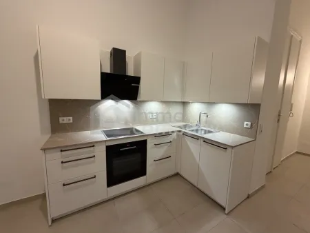 ALTBAU in Hofruhelage! 3-Zimmer-Wohnung in 1050 Wien – Vollsaniert, zentral und stilvoll! ANLEGER!