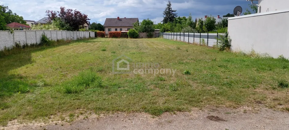 2231 Strasshof BAUGRUND am WALDRAND - Titelbild