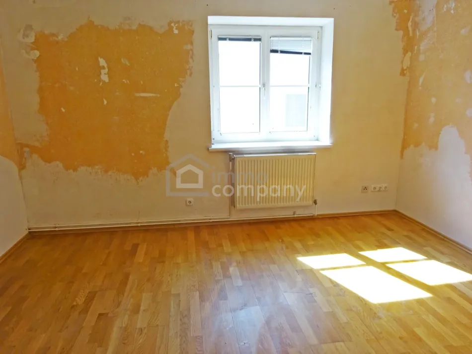2 Zimmer- Wohnung in Korneuburg- ihre Renovierung, ihr Stil! - Titelbild