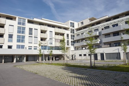 Neuwertige 1-Zimmer-Terrassenwohnung mit Garage in Kalsdorf bei Graz, 53m², 935€ Miete!