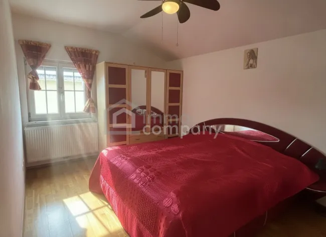 2. Schlafzimmer OG