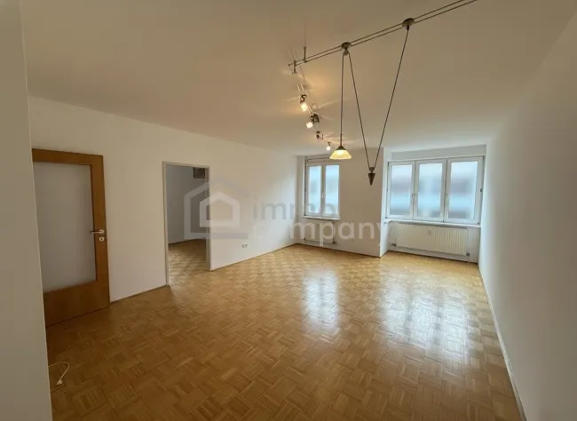 Bestlage mit Seltenheitswert - stilvolle 2-Zimmer-Wohnung nahe Hauptplatz - Titelbild