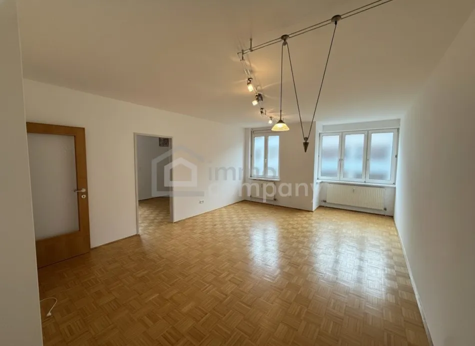 Bestlage mit Seltenheitswert - stilvolle 2-Zimmer-Wohnung nahe Hauptplatz - Titelbild
