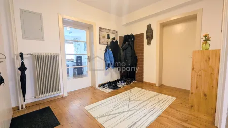 Vorraum / Garderobe
