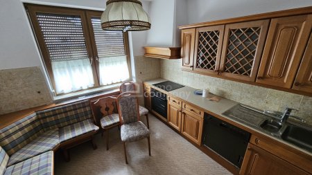 Renovierungsbedürftiges Haus mit Grünblick in Trautmannsdorf/Leitha zu verkaufen!