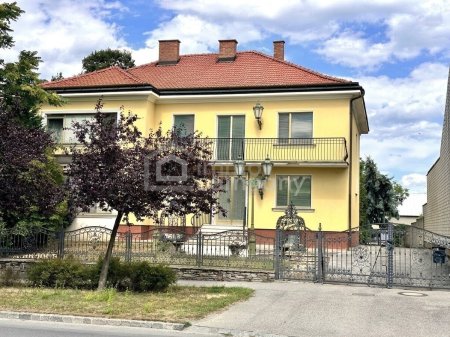 Ihr Traumhaus wartet auf Sie: Luxus und Eleganz