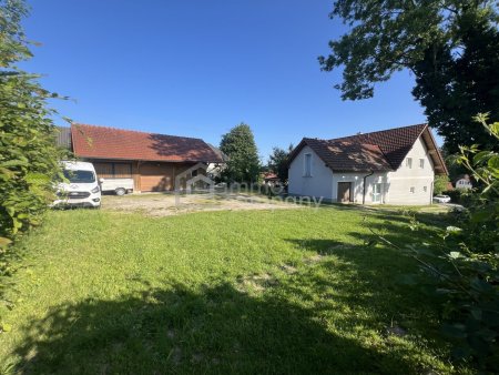 Einfamilienhaus mit 250qm Wohnfläche