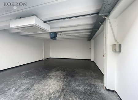 Lager mit KI geräumt