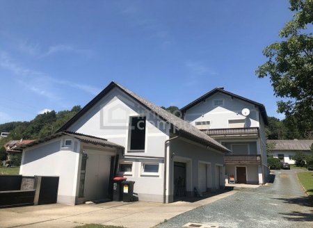 Der Hit für Großfamilien, Autoliebhaber usw. in Jennersdorf