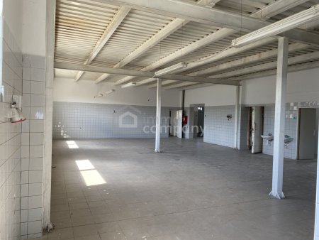Attraktives Betriebsobjekt in unmittelbarer Nähe von Bratislava – komplett renoviert, hell und vielseitig nutzbar