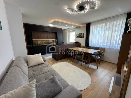 Hochwertig sanierte 2-Zimmer-Wohnung mit Lift & Vollmöblierung