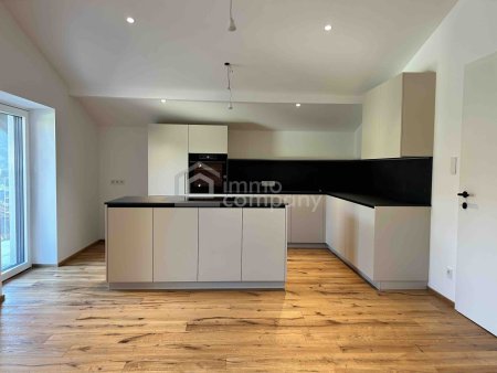 Nigel nagel neu ! Ihre 100qm Starterwohnung in Puch bei Hallein mit Panoramablick