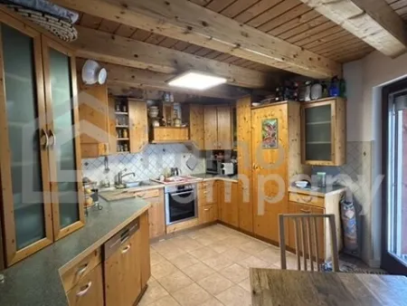 Haus in Schrebergartensiedlung, ständig Bewohnbar, Balkon, Terrasse, Pool, Gartenhütte und mehr. - Bild