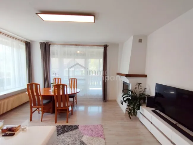 Geräumiges Wohnhaus mit viel Außenfläche! - Bild