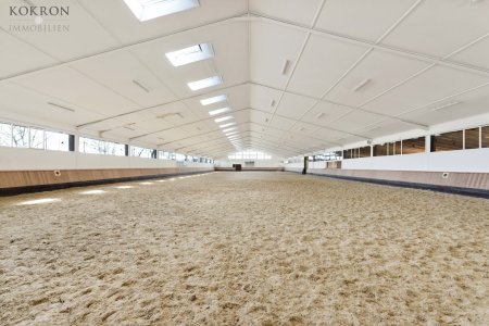 Reithalle 70 x 30