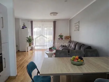 Neuwertige Doppelhaushälfte in Wiener Neustadt, 4 Zimmer, Garten, Terrasse, 3 Bäder!