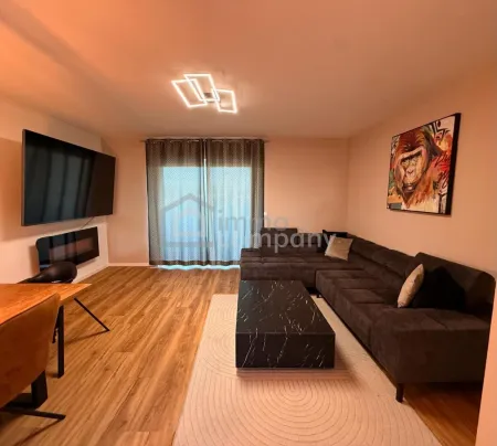 Ruhige Gartenwohnung im 4‑Parteien Haus