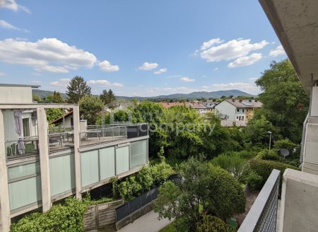 Dachgeschosswohnung mit 2 Balkonen in begehrter Lage von Graz-Andritz