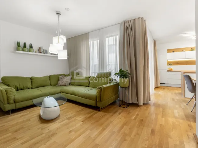 Reihenhaus in moderner Wohnanlage nahe U6 – Garten, Stellplatz & viel Komfort - Titelbild