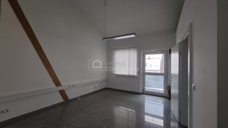 Geschäftslokal / Büro / Studio zu vermieten!