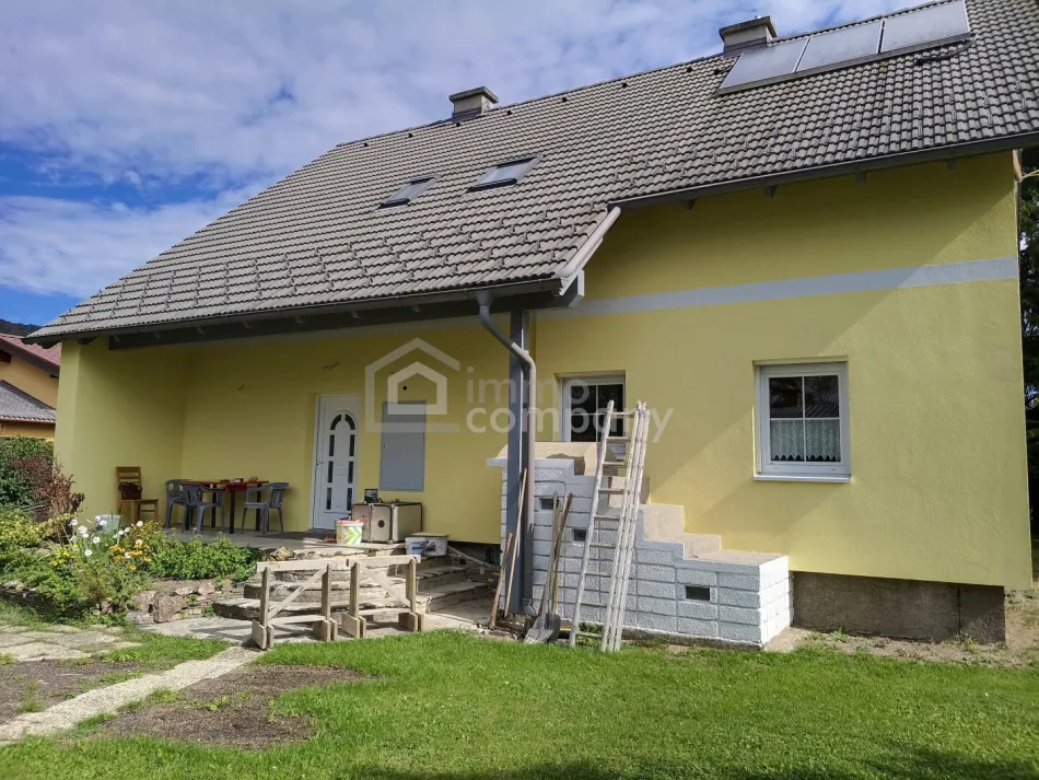 Modernisiertes Einfamilienhaus zum Fertigstellen: Ihr Traumhaus mit riesigem Garten in wunderschöner Lage! - Bild