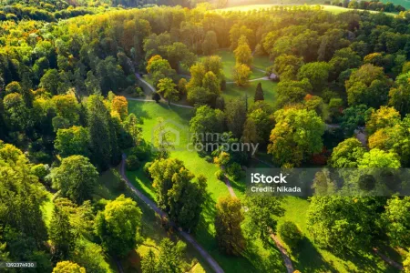 Baugrundstück mit bestehendem Keller am Ortsrand von Pinggau