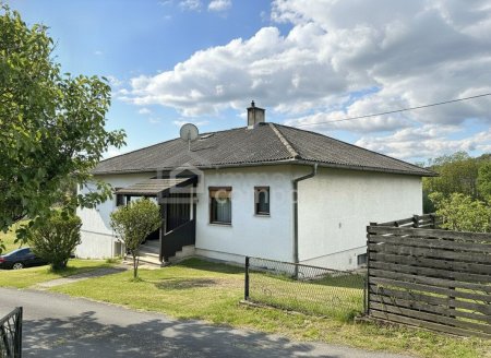 Schöner Bungalow mit guter Verkehrsanbindung nahe Heiligenkreuz