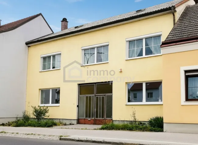Platz ohne Ende - MEHRFAMILIENHAUS - EFH mit Einliegerwohnung & Nebengebäuden! - Bild