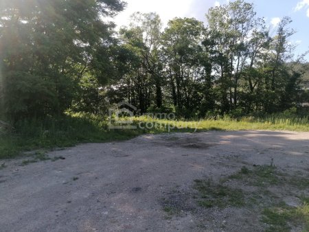 4.000 m² Betriebsgrundstück - ideale Lage für Gewerbe & Logistik