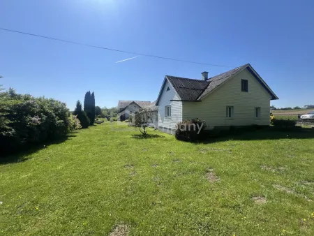 Kleines Sacherl, Großes Grundstück