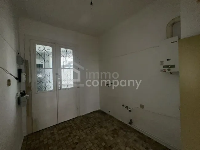 Sanierungsbedürftige Wohnung in 1100 Wien – 63m², massiv gebaut, nur 195.000 €! - Bild