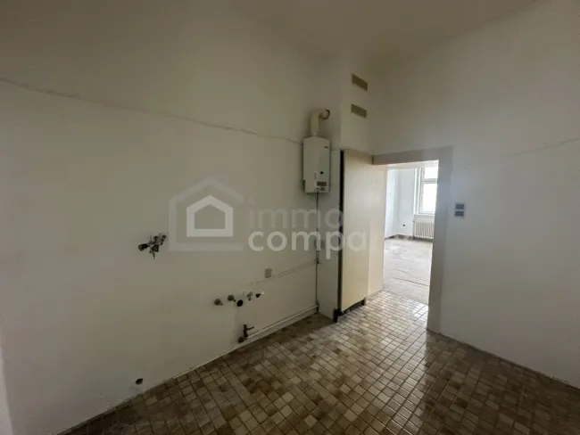 Sanierungsbedürftige Wohnung in 1100 Wien – 63m², massiv gebaut, nur 195.000 €! - Bild