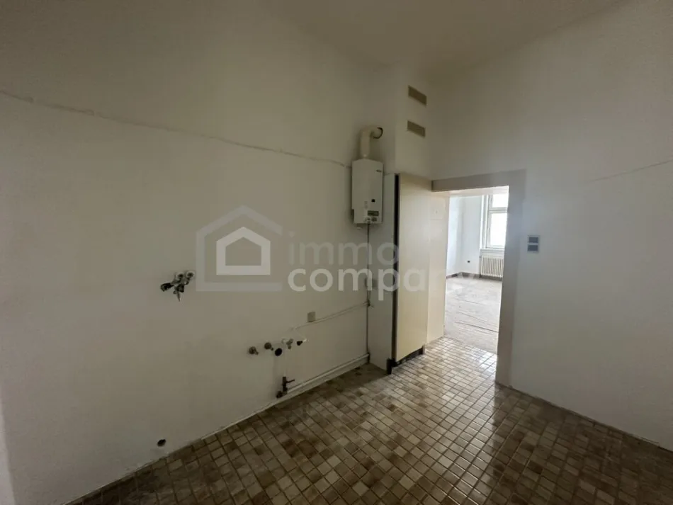 Sanierungsbedürftige Wohnung in 1100 Wien – 63m², massiv gebaut, nur 195.000 €! - Bild